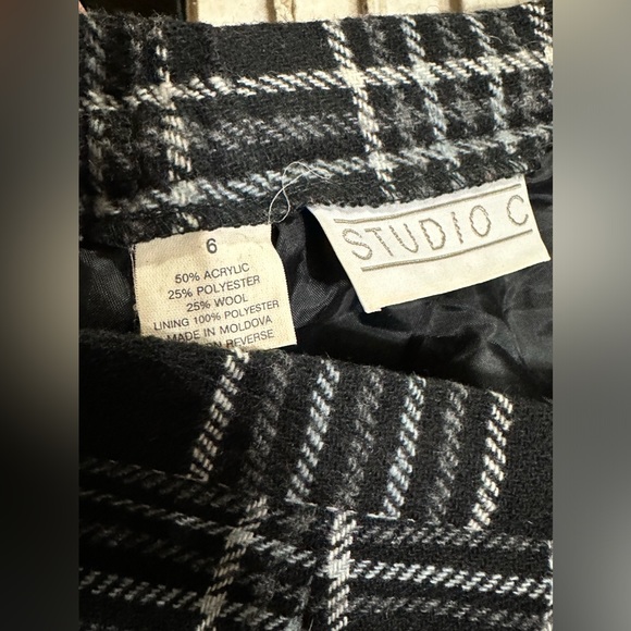 Studio C 𝅺vintage buffalo check‎ black and white skirt size 6 - Picture 2 of 3